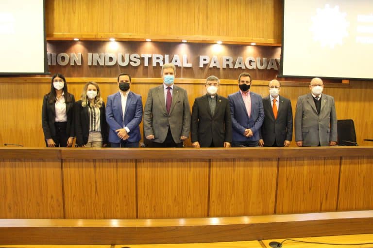 Se instala en Paraguay un espacio que ayudará a las empresas a formalizarse